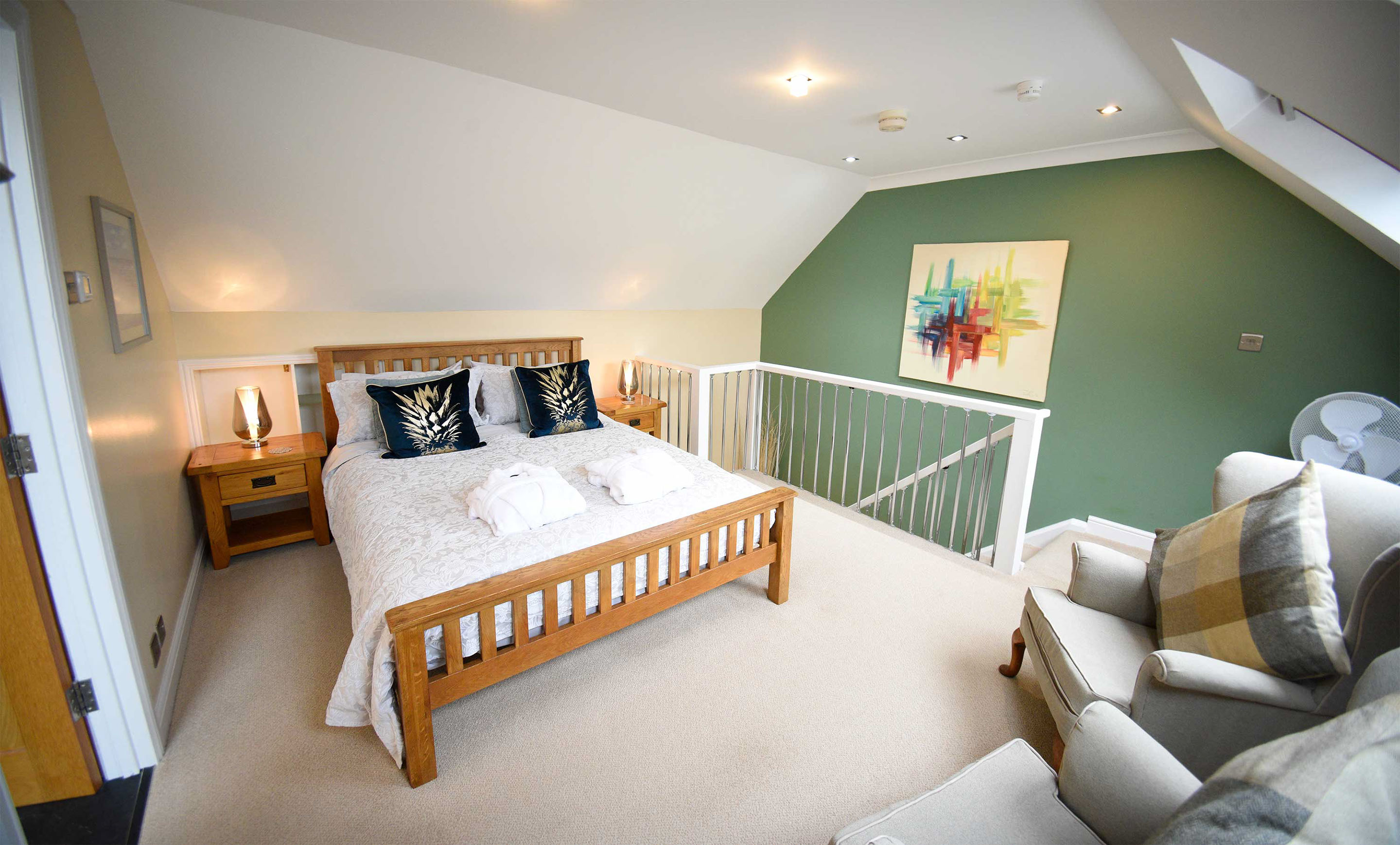 Kiltaraglen House is a luxury self catering accommodation with king size beds in Portree